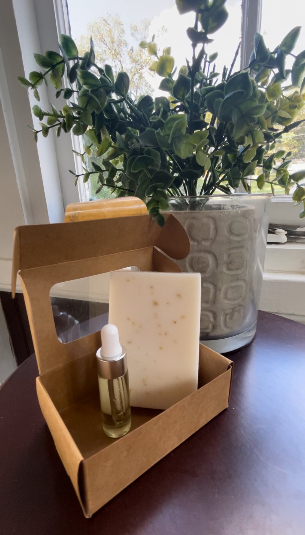 Oatmeal Goats Milk Soap + Aloe Vera Essential Oil